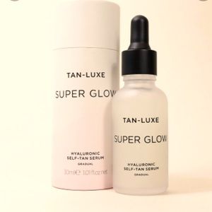 Tan-luxe super glow hyaluronic self-tan serum